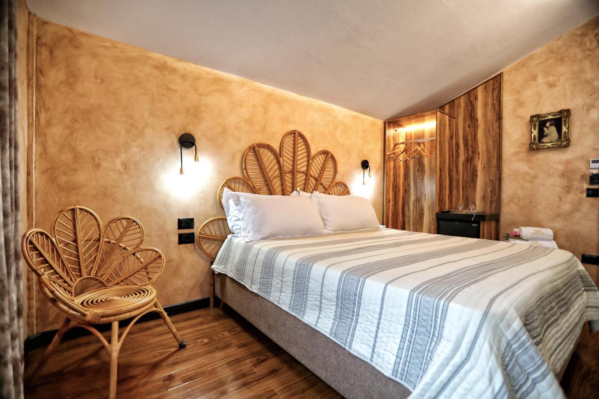 Hotel Labiatan Zogaji Екстериор снимка