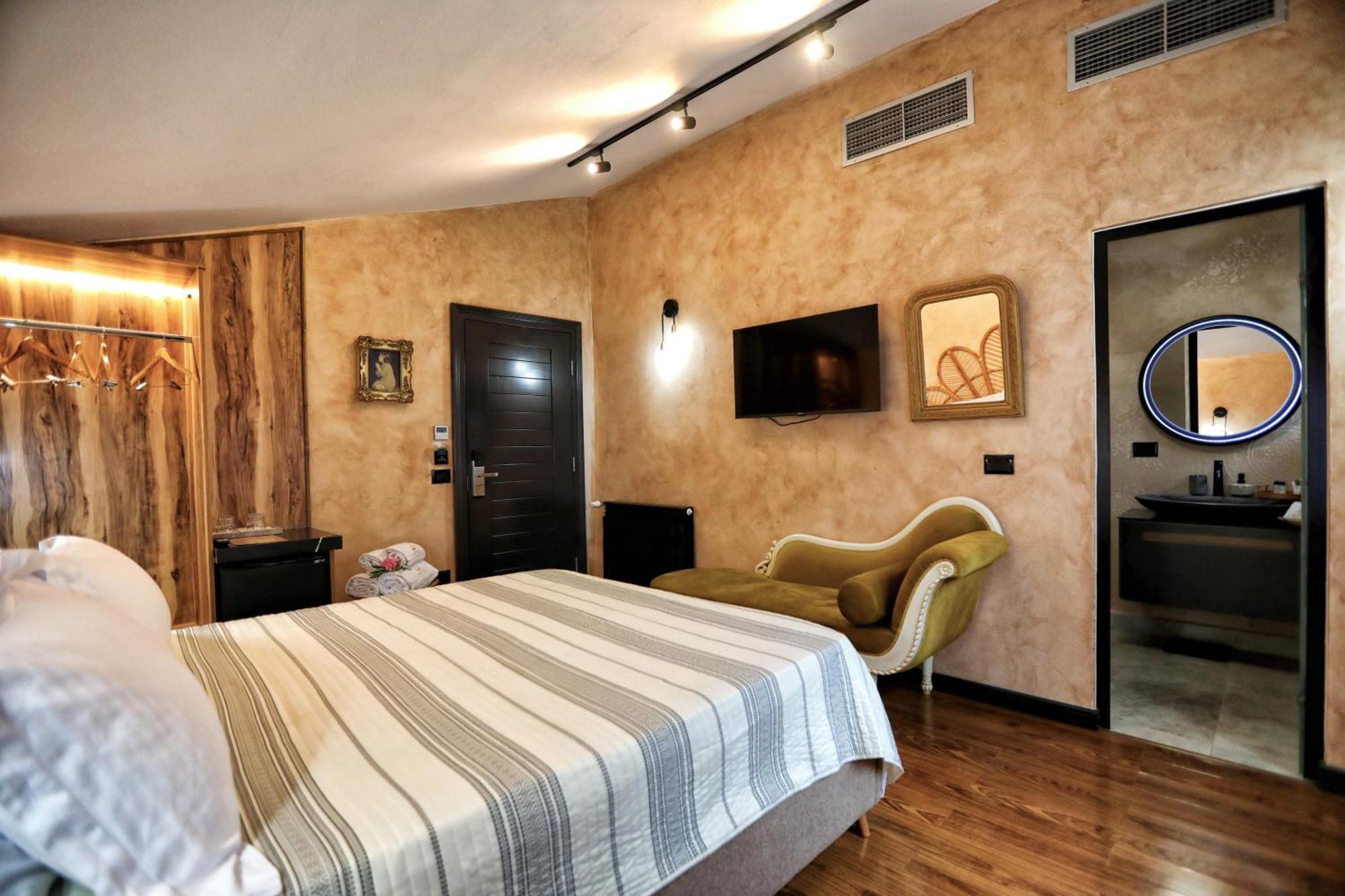 Hotel Labiatan Zogaji Екстериор снимка