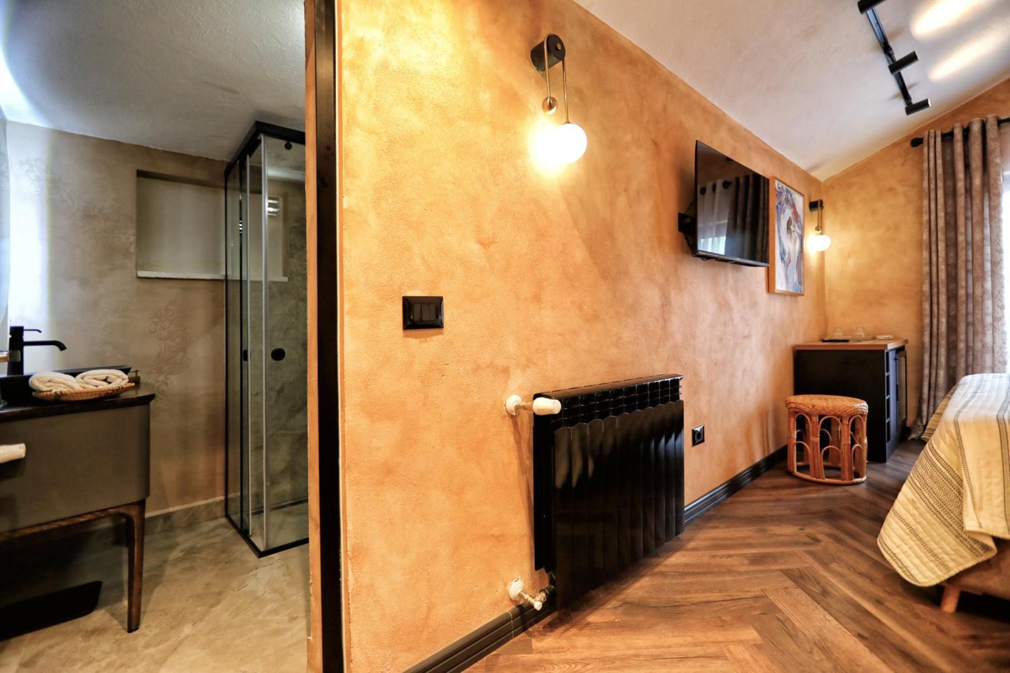Hotel Labiatan Zogaji Екстериор снимка