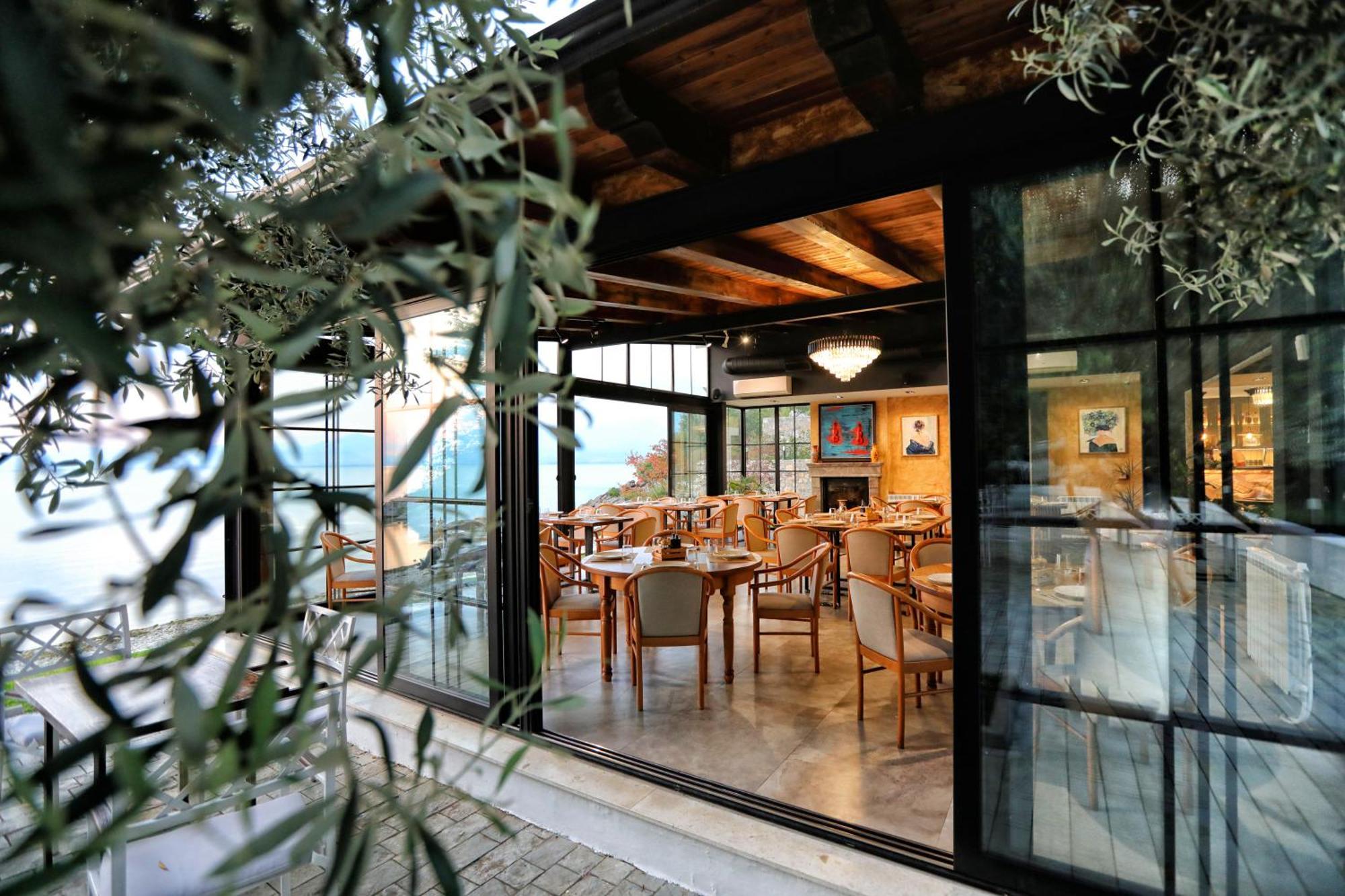 Hotel Labiatan Zogaji Екстериор снимка