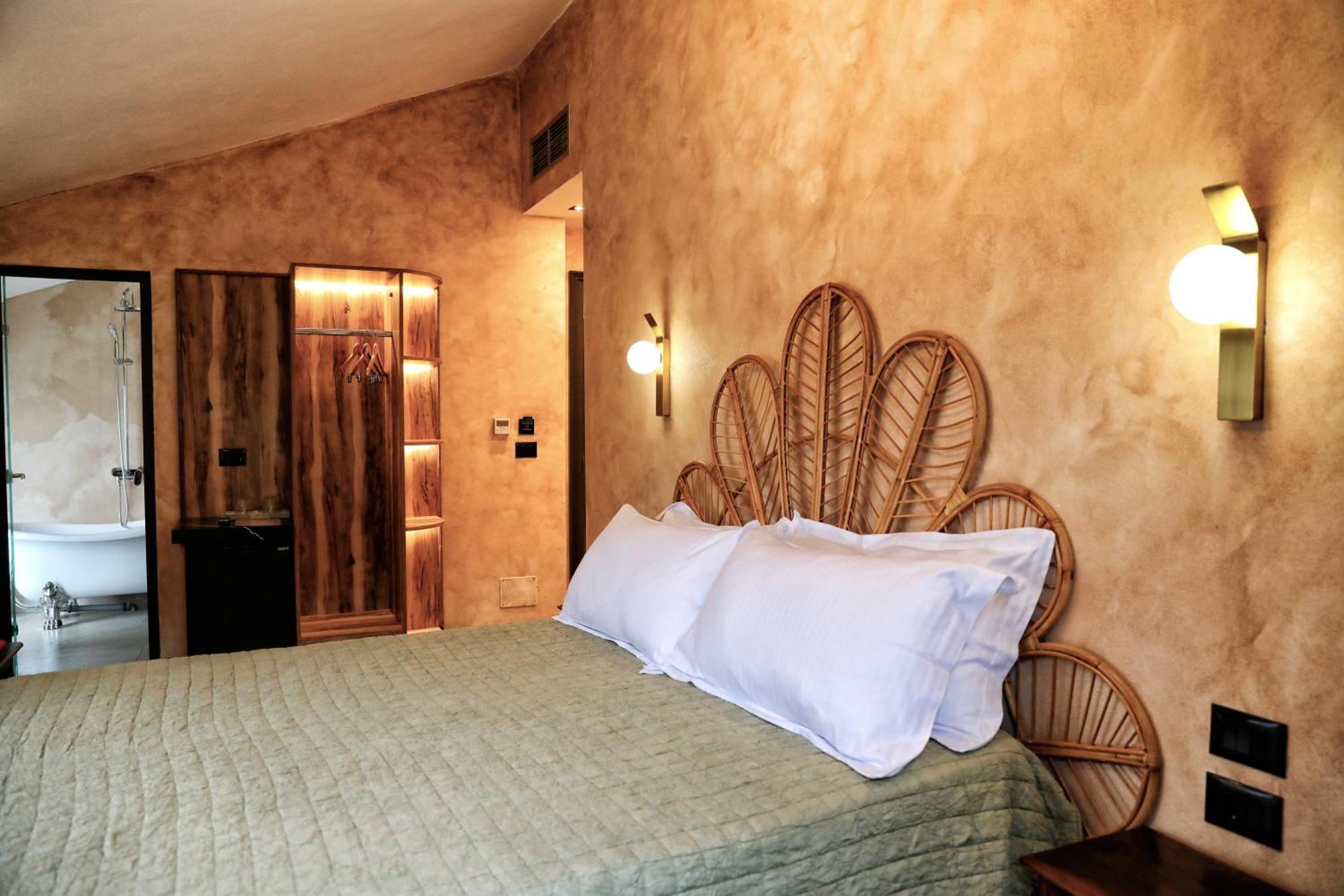 Hotel Labiatan Zogaji Екстериор снимка