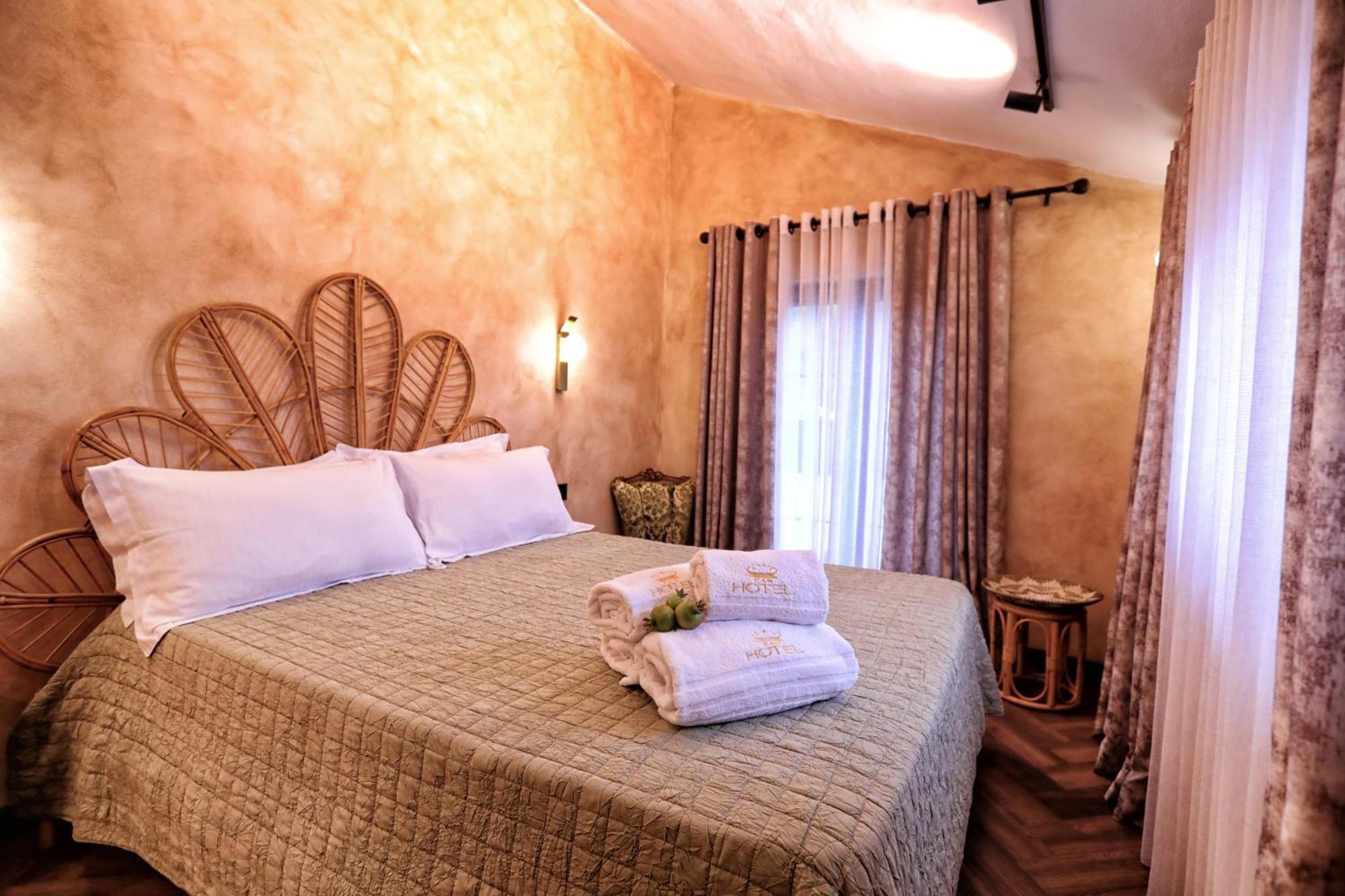Hotel Labiatan Zogaji Екстериор снимка